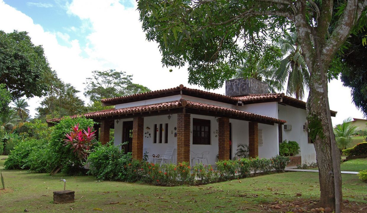 Casa à venda com boa oportunidade no Encontro das Águas