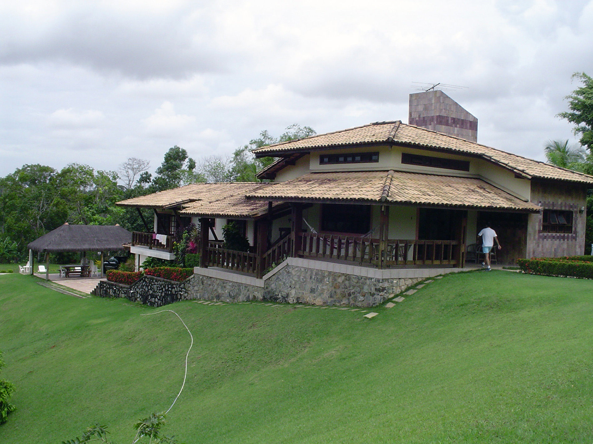 Casa a venda com vista maravilhosa em Encontro das Águas