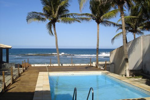 Casa à beira-mar para venda em Jauá