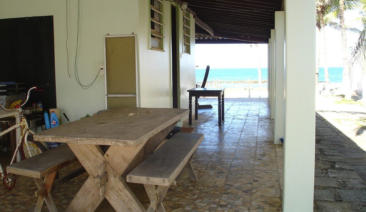 casa-a-beira-mar-a-venda-em-jaua-6