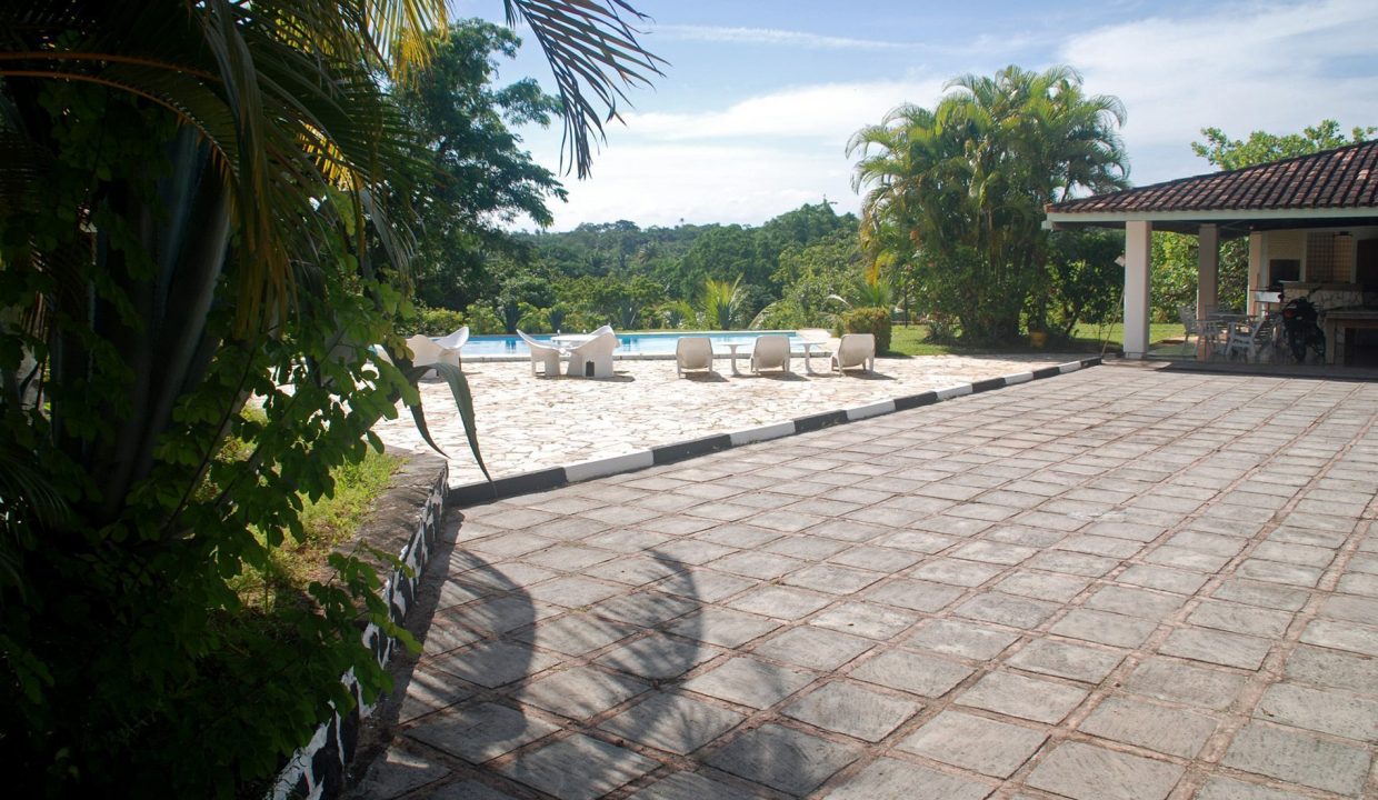 Casa com vista a venda Encontro das Águas