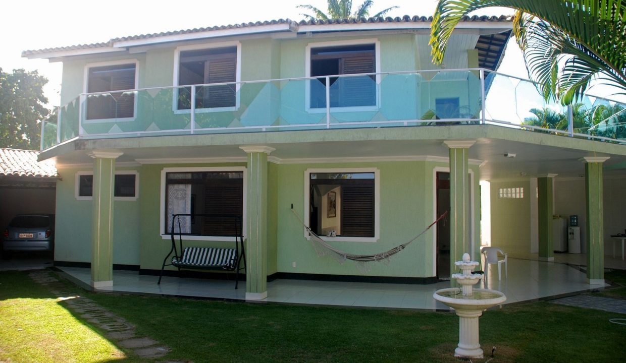 Casa a venda no condominio em Vilas do Atlântico