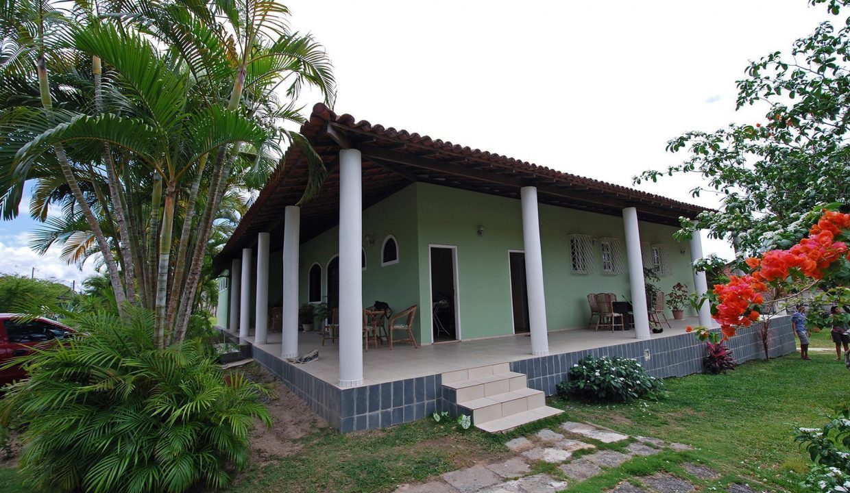 Casa com estilo rústico a venda no Encontro das Águas