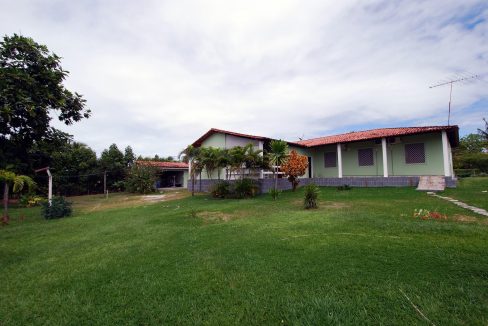 Casa com estilo rústico a venda no Encontro das Águas