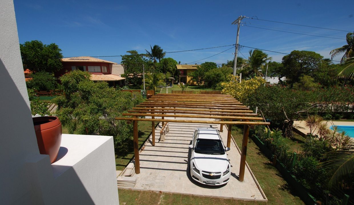 Confortável casa a venda em Busca Vida