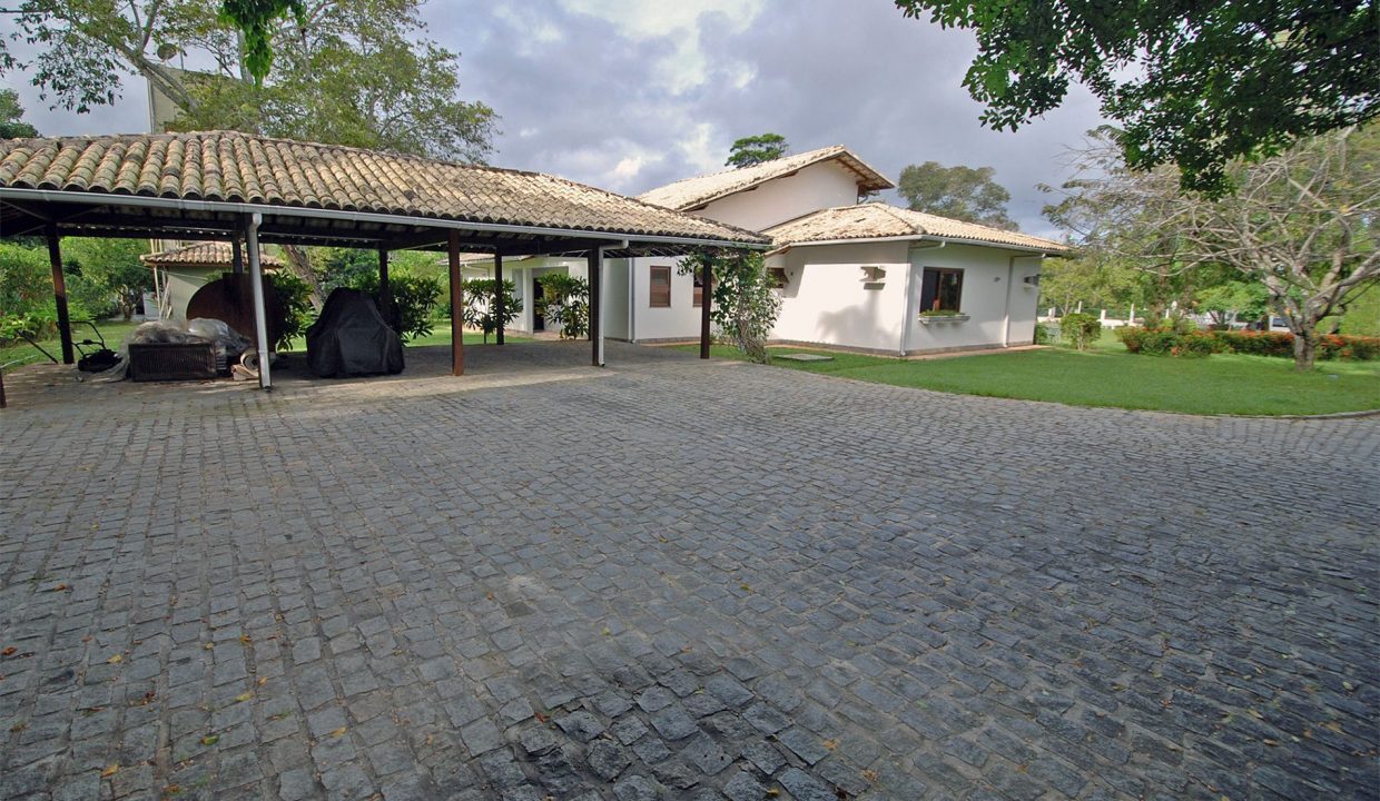 Elegante casa a venda no Encontro das Águas