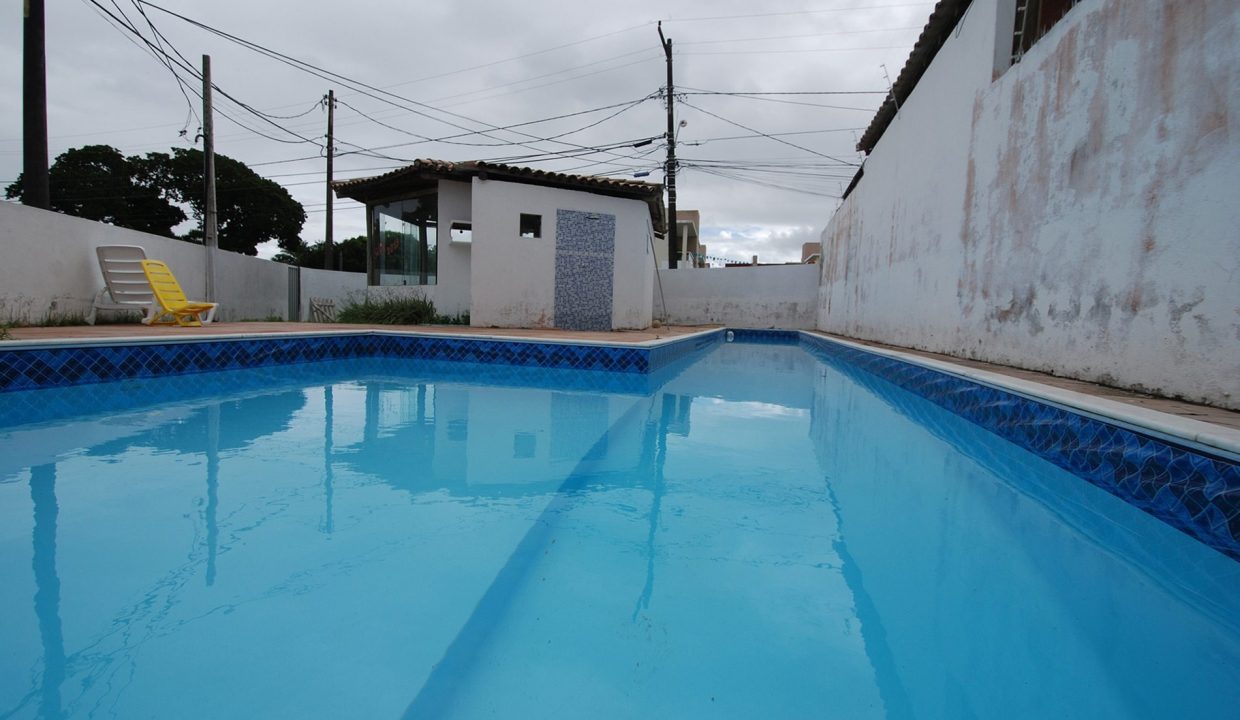 Excelente casa a venda em Buraquinho