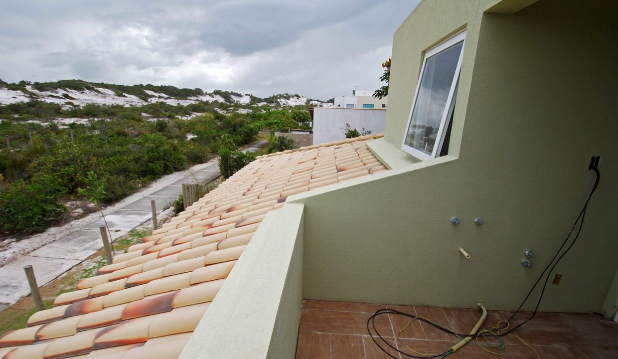 Casa com piscina a venda em Busca Vida