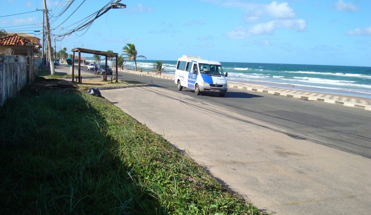 terreno-a-venda-em-frente-a-praia-de-ipitanga-1