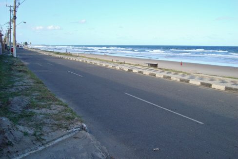 Terreno com ótima localização a venda em Ipitanga