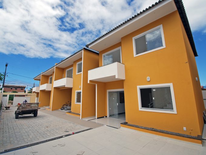 Casas modernas à venda no Jockey