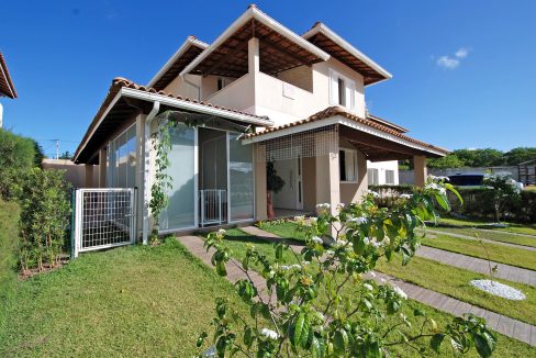 Casa moderna à venda em Catu de Abrantes - Camaçari