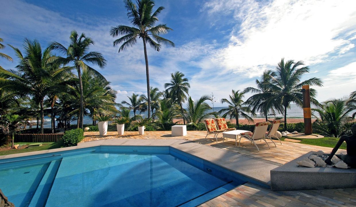 fantastica-casa-beira-mar-busca-vida-resort-4