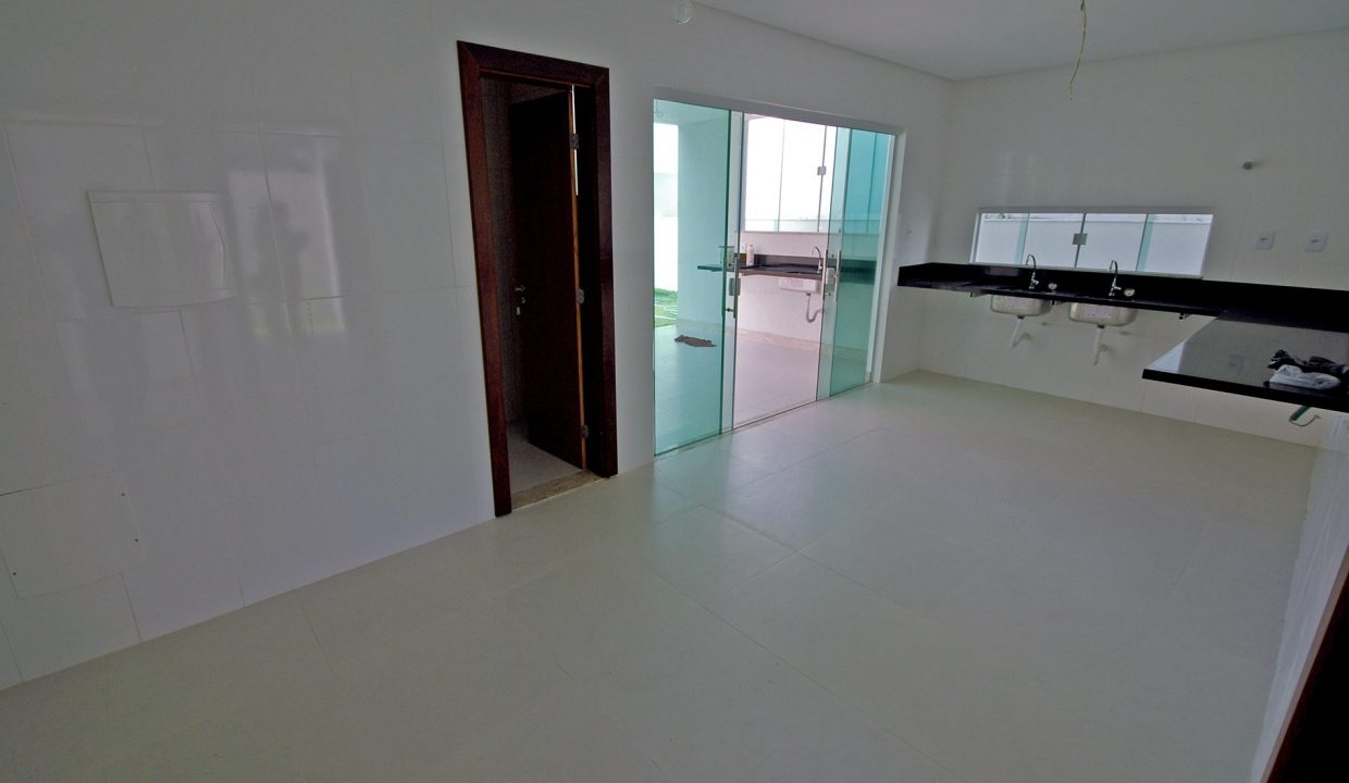 casa-elegante-a-venda-alphaville-litoral-norte-44