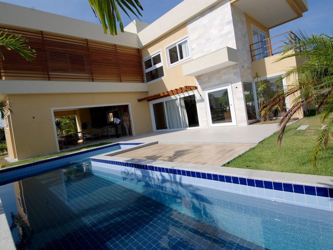 Luxuosa casa a venda Paraíso dos Lagos Guarajuba