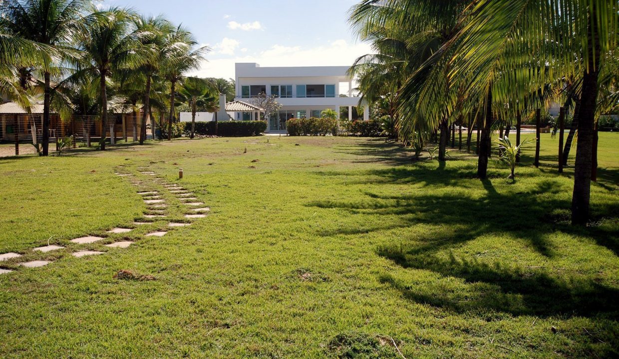 casa-a-venda-na-frente-da-praia-em-itacimirim-7