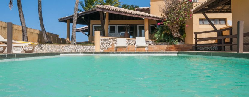 House in front of the sea Interlagos Salvador