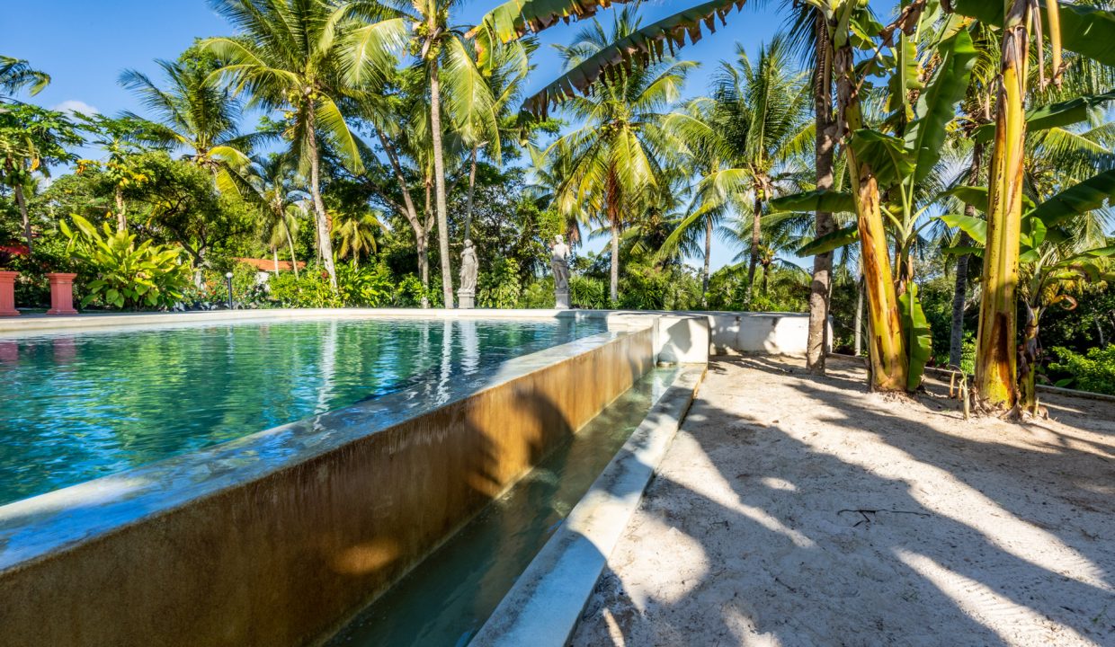 Sítio de luxo com piscina espetacular a venda Salvador (14)