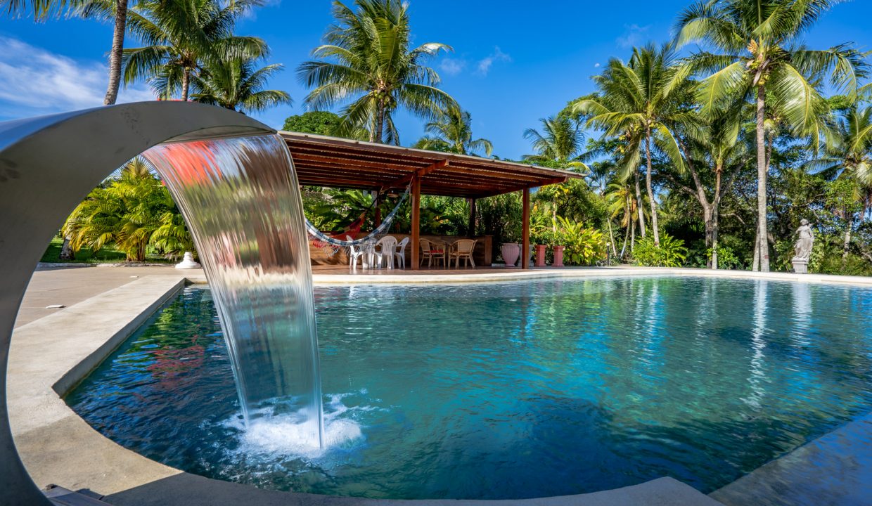 Sítio de luxo com piscina espetacular a venda Salvador (3)