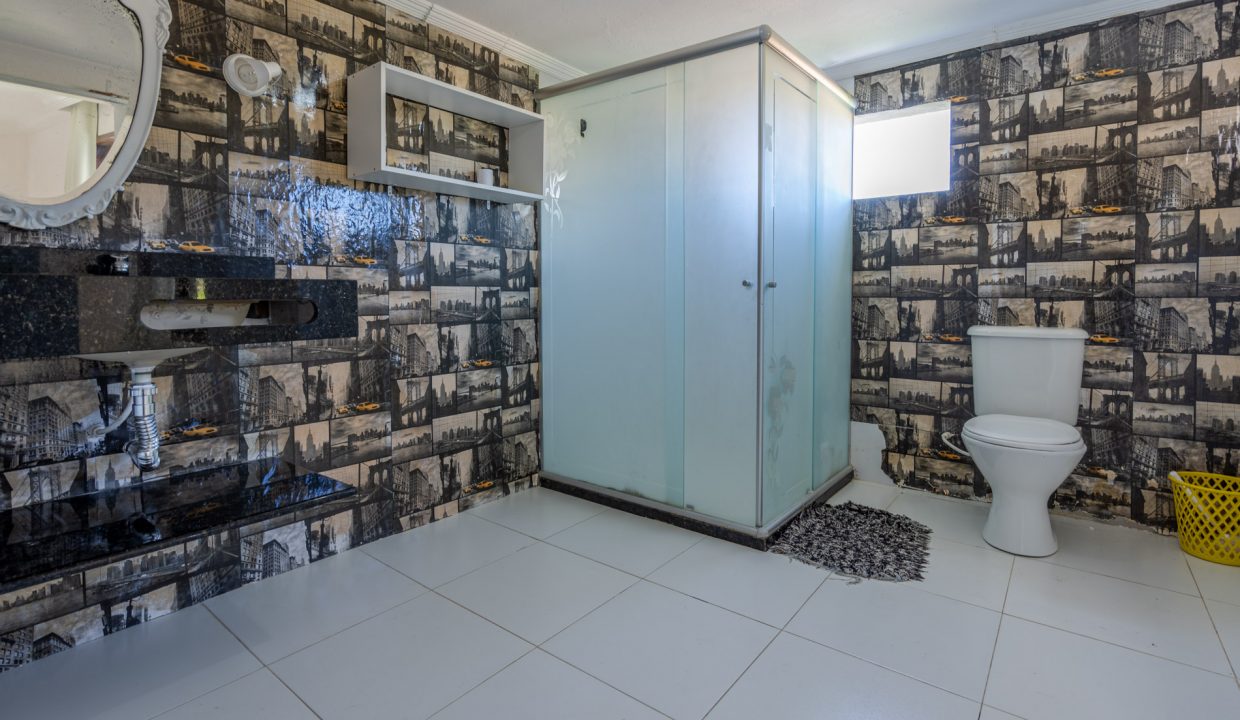 Casa a venda no condomínio de luxo Interlagos Bahia (11)