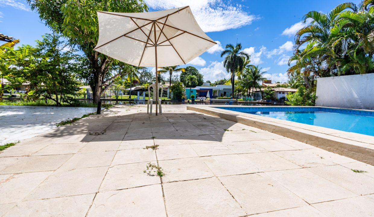 Casa a venda no condomínio de luxo Interlagos Bahia (20)