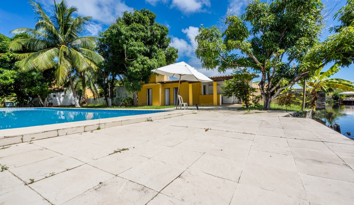 Casa a venda no condomínio de luxo Interlagos Bahia (24)