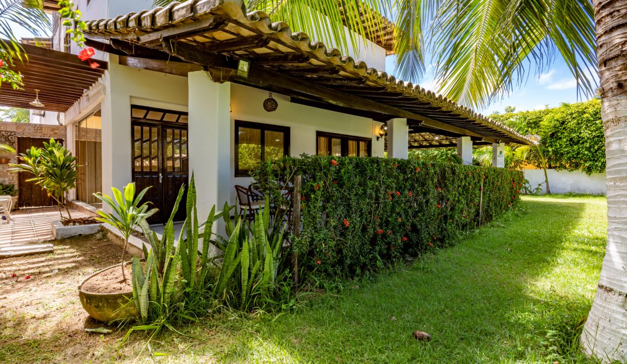 Casa a venda no condomínio de luxo Interlagos Bahia (33)