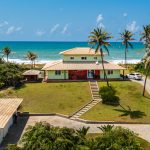 Casa com terreno frente mar a venda Porto de Sauípe