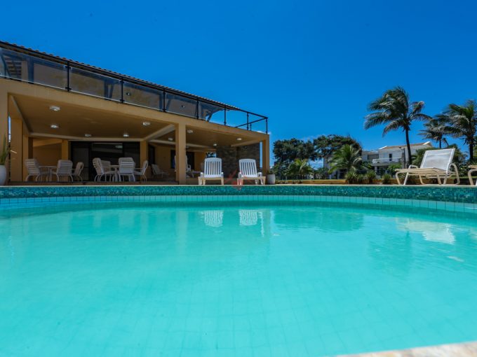 Casa frente mar a venda em Vilas do Atlântico