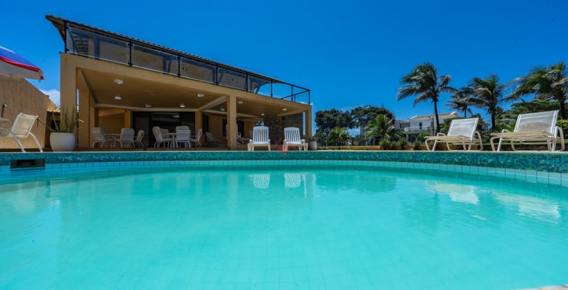 Casa frente mar a venda em Vilas do Atlântico