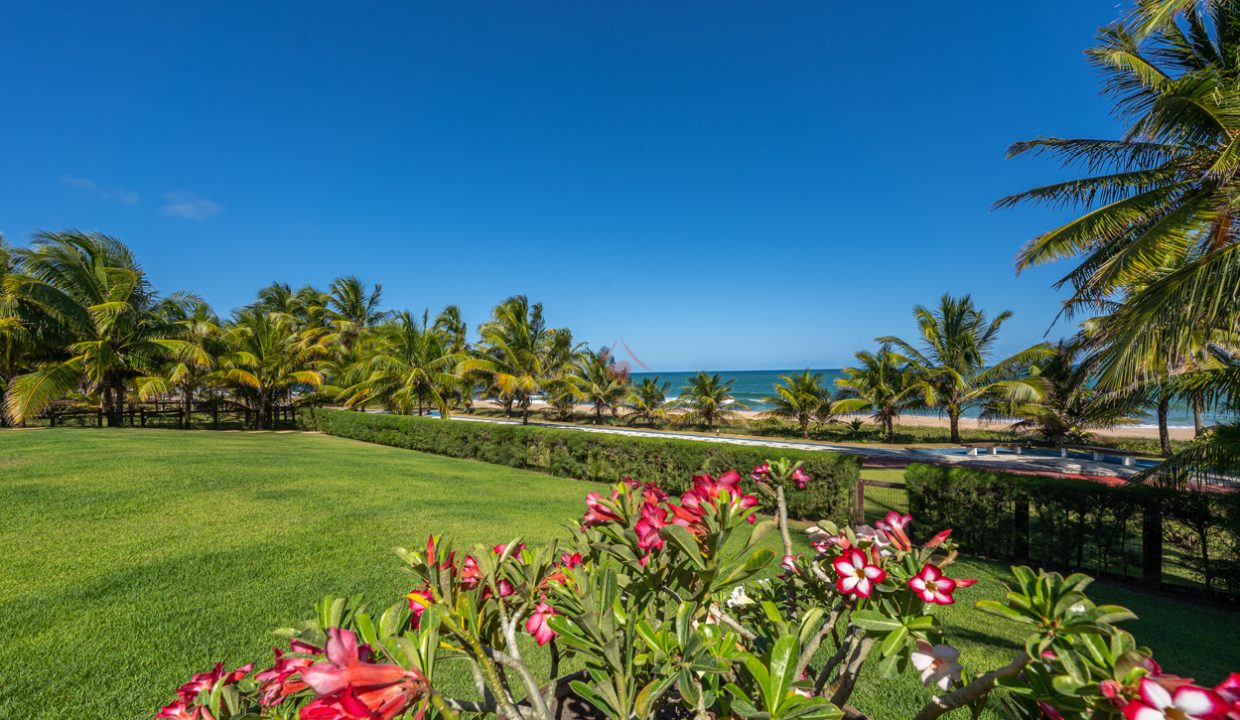 Mansão de luxo frente mar para aluguel temporada em Guarajuba-27