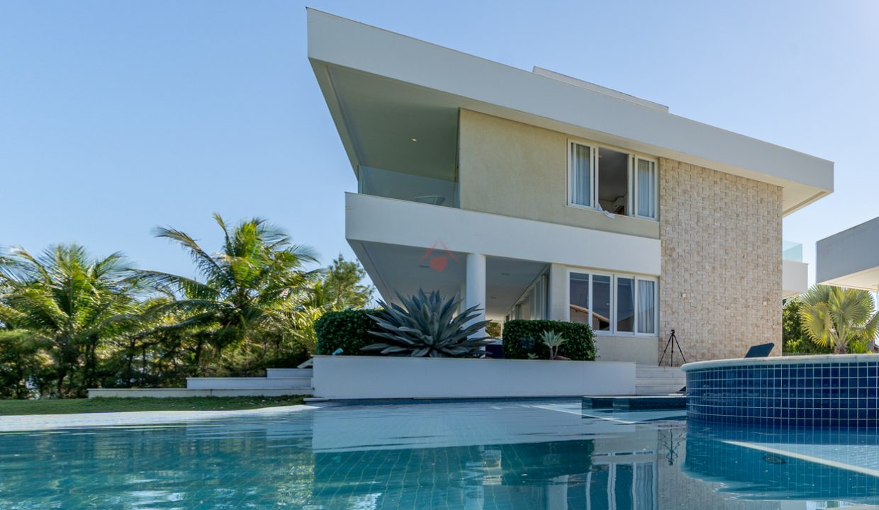 Mansão de luxo frente mar para aluguel temporada em Guarajuba-36