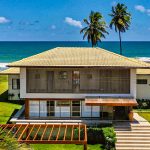 Casa de luxo frente a praia e fundo lagoa Praia dos Lagos