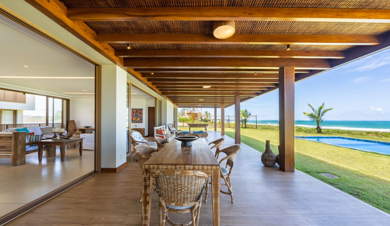 Casa de luxo frente a praia e fundo lagoa Praia dos lagos (10)