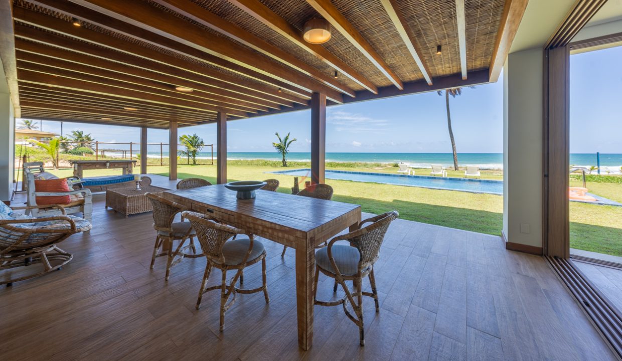 Casa de luxo frente a praia e fundo lagoa Praia dos lagos (11)