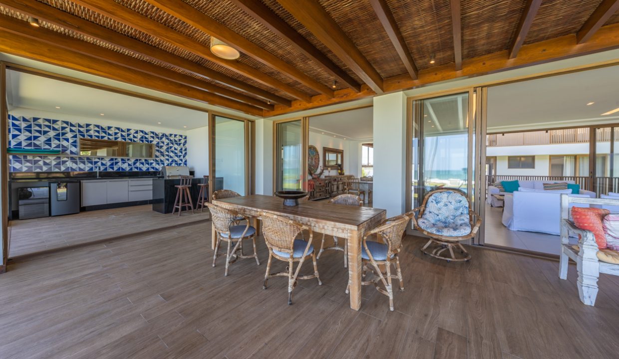 Casa de luxo frente a praia e fundo lagoa Praia dos lagos (12)