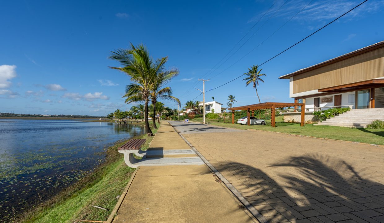 Casa de luxo frente a praia e fundo lagoa Praia dos lagos (44)