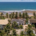 Casa frente mar com anexo e terreno de 2.500 m2 em Interlagos