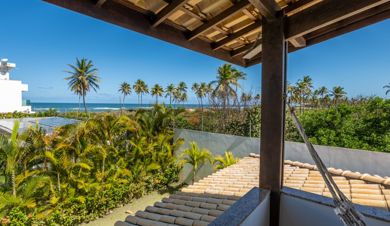 Casa a venda no condomínio de luxo a 100 m da praia Guarajuba-30