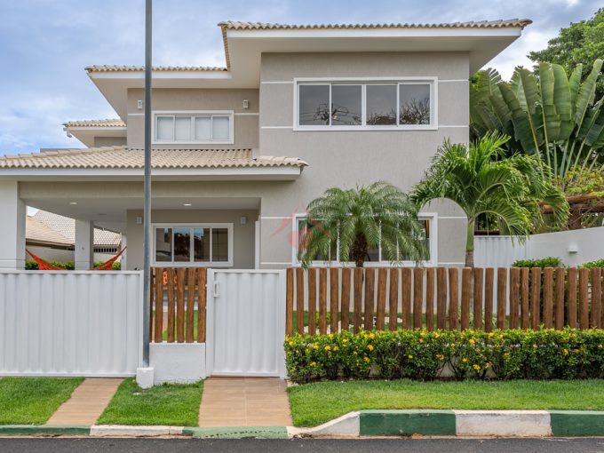 Casa aconchegante e ampla a 100 m da praia de Guarajuba