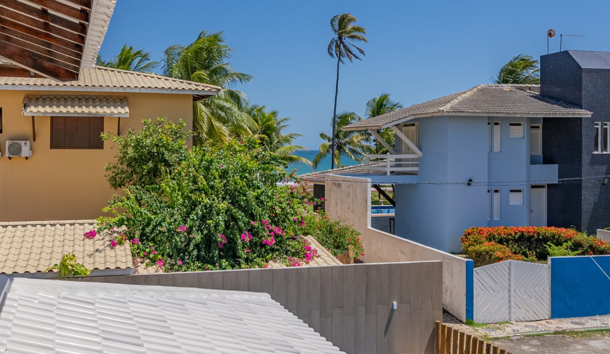 Casa com piscina a 50 m da praia de Guarajuba-30