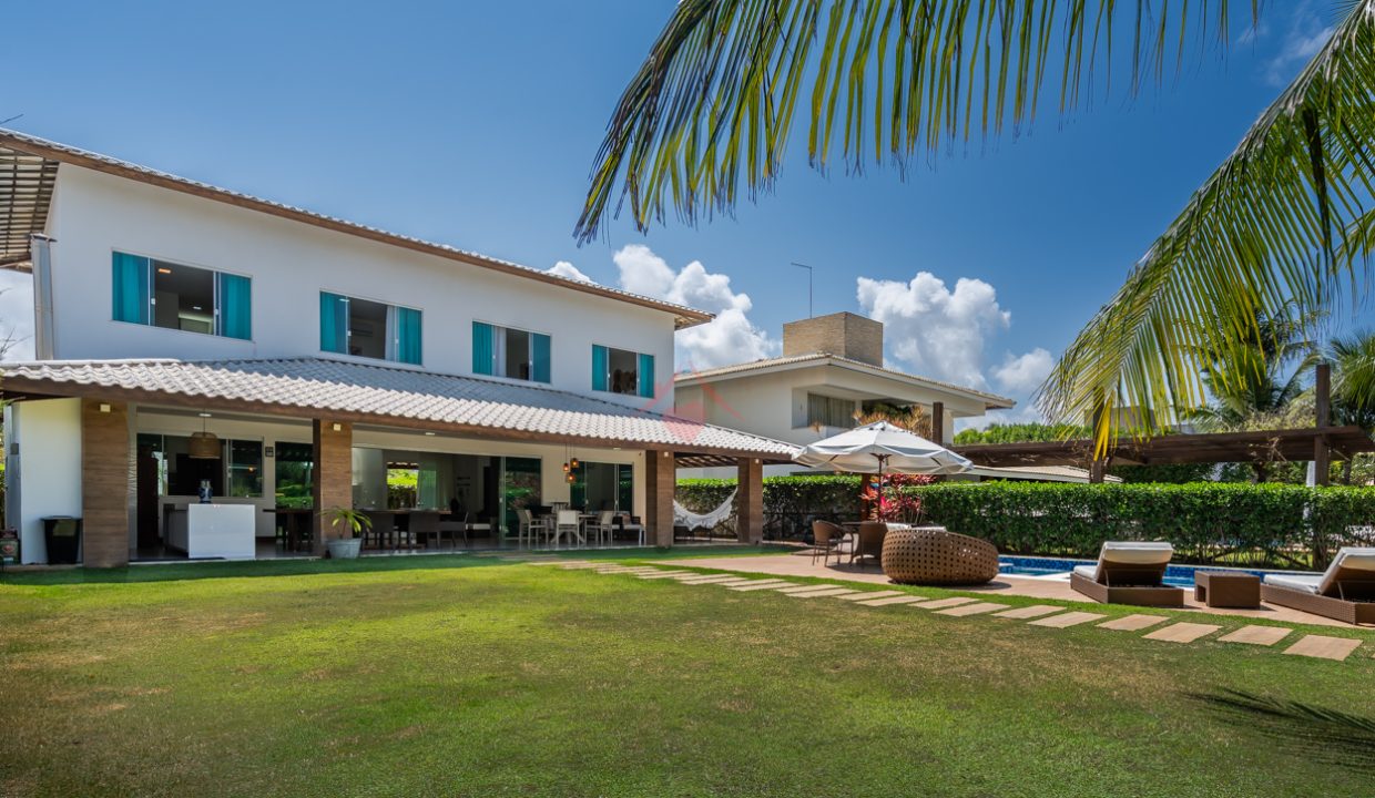 Casa moderna de praia para aluguel temporada em Guarajuba