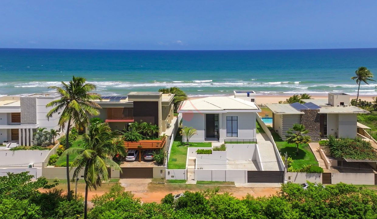 Mansão nova a venda de frente pra praia em Barra do Jacuipe-37