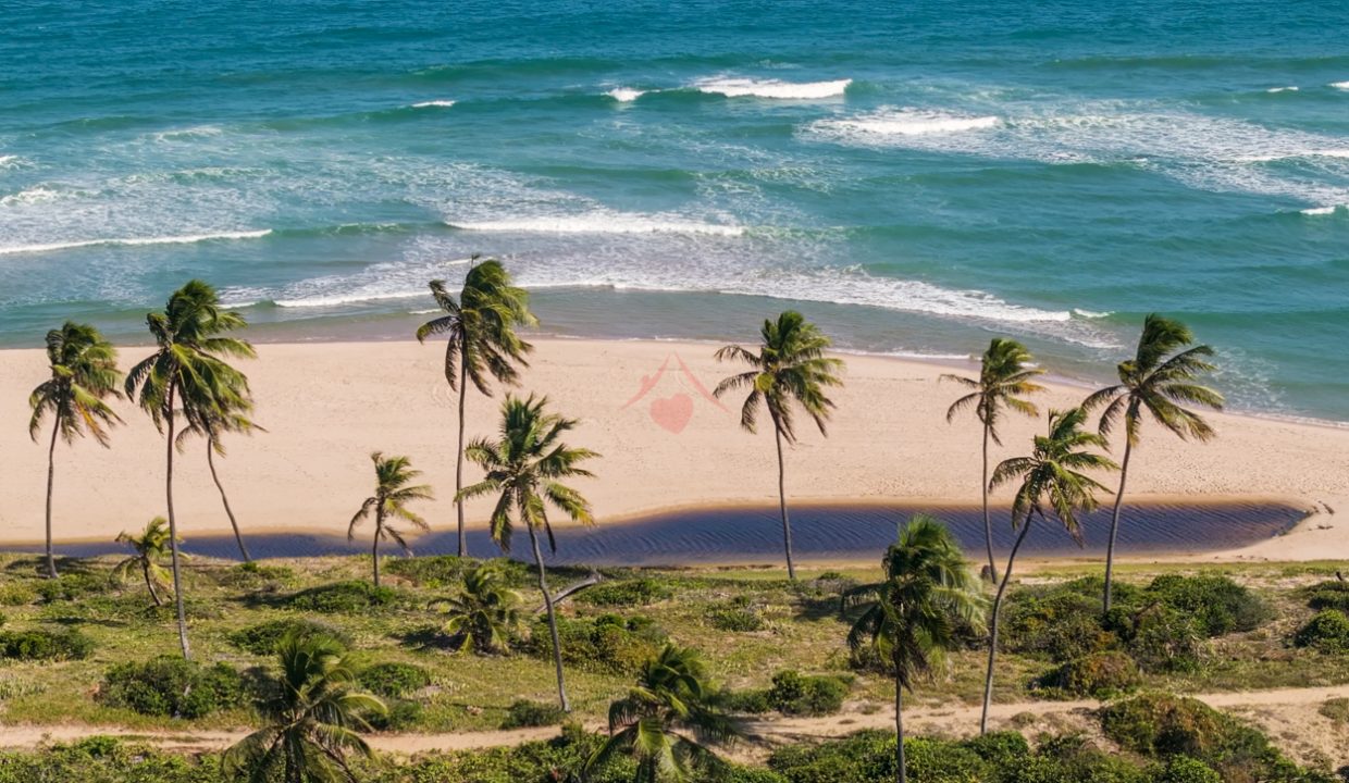 Mansão nova a venda de frente pra praia em Barra do Jacuipe-44