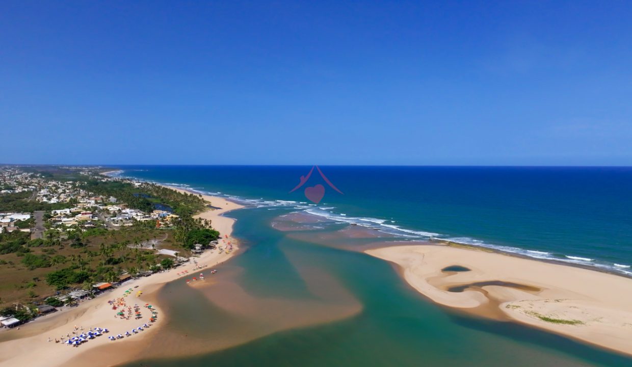 Mansão nova a venda de frente pra praia em Barra do Jacuipe-46