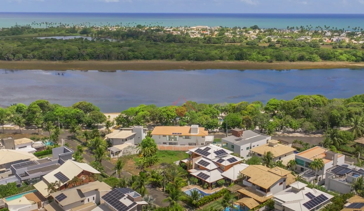 Mansão à venda de frente ao lago em Guarajuba-42